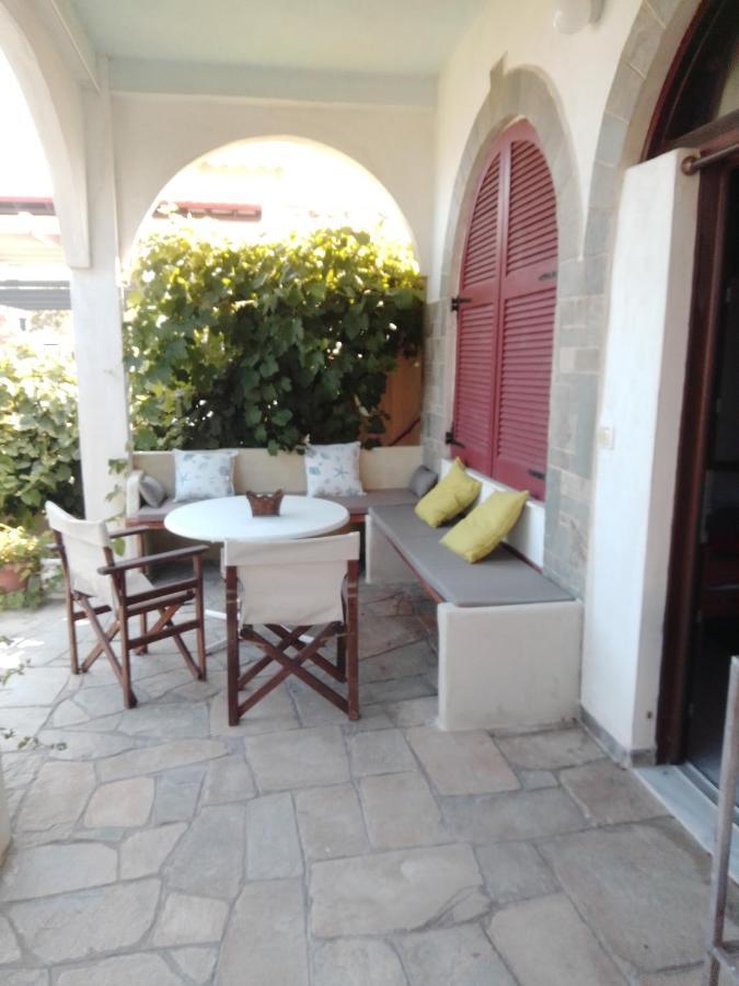 Villa Iris Vrasná 外观 照片