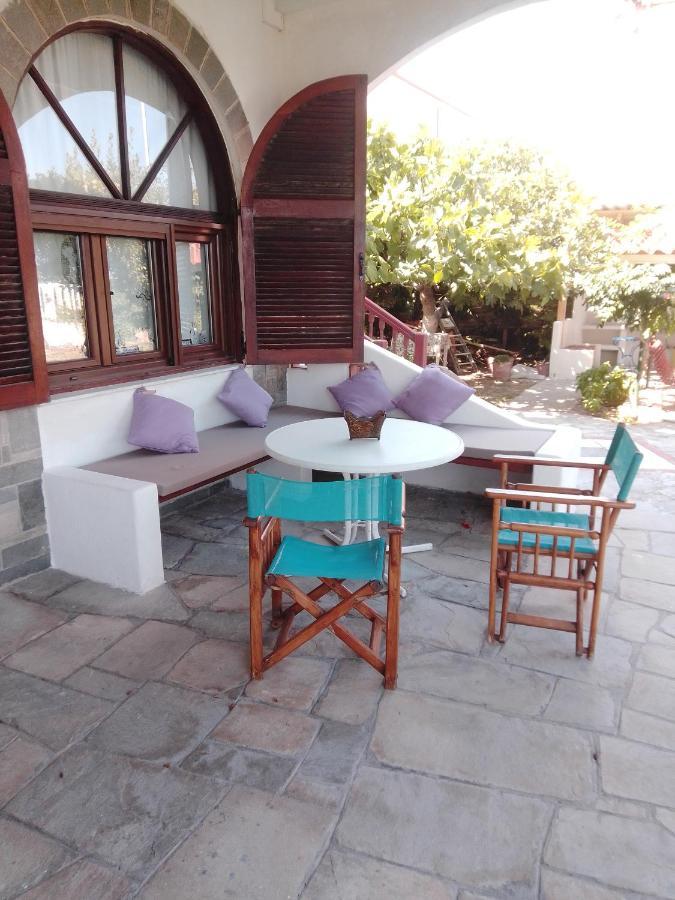 Villa Iris Vrasná 外观 照片